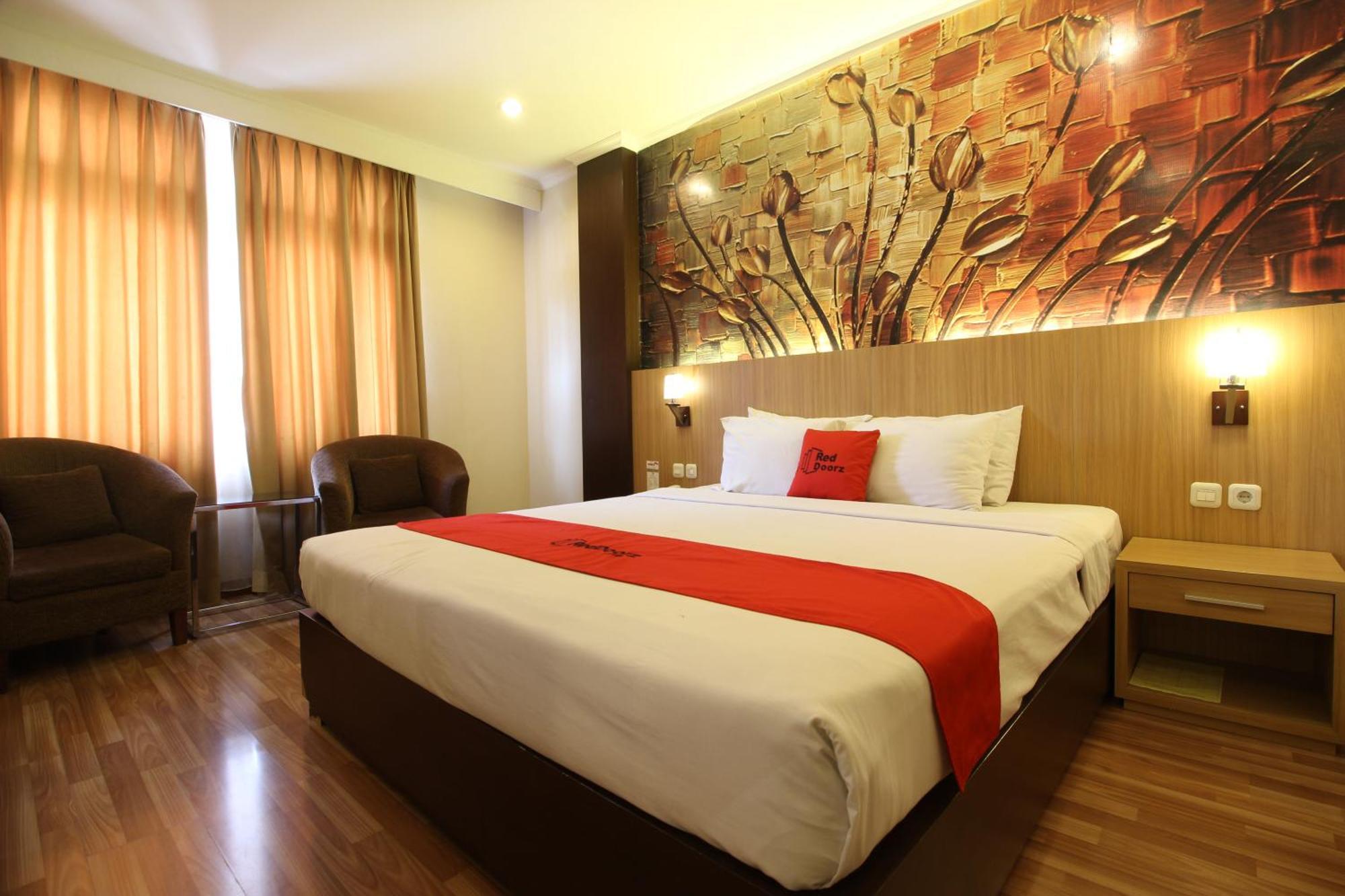 Reddoorz Premium @ Slamet Riyadi 2 Solo Exterior foto