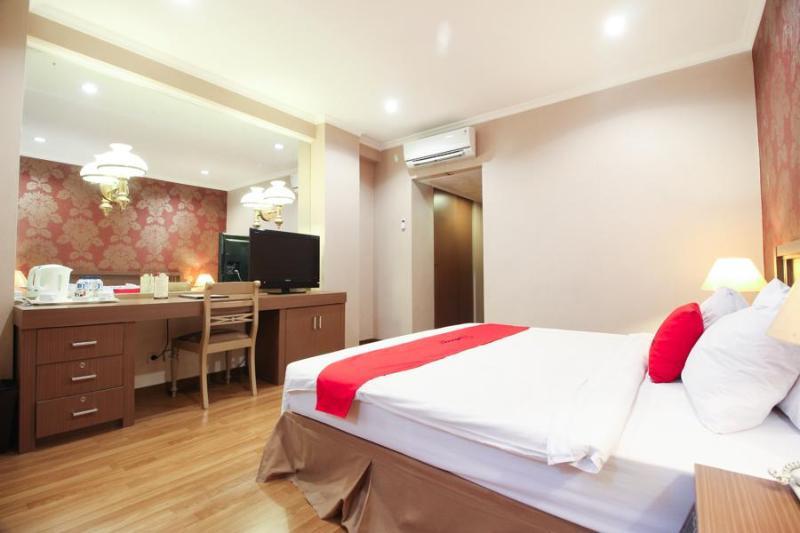 Reddoorz Premium @ Slamet Riyadi 2 Solo Exterior foto